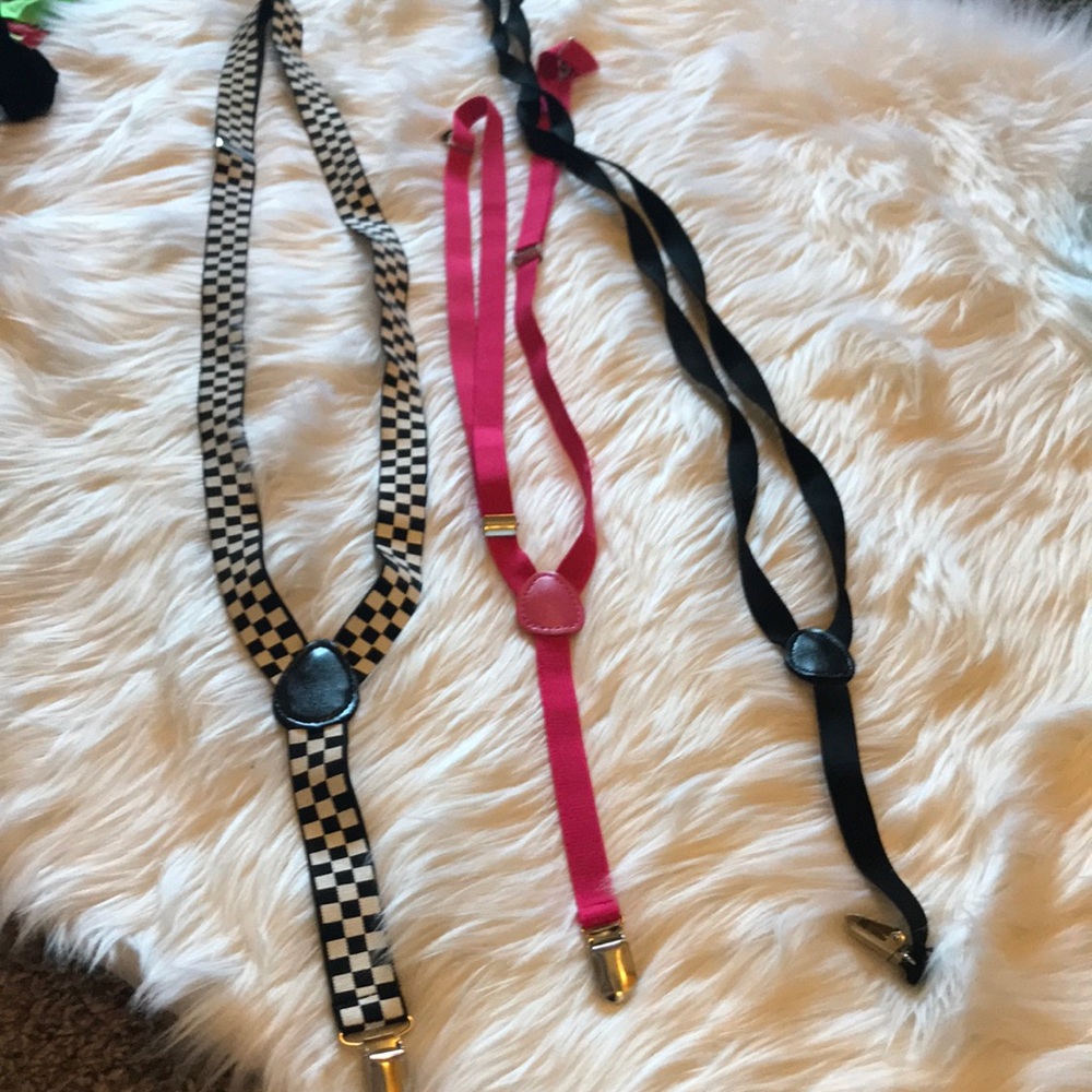 Suspenders.